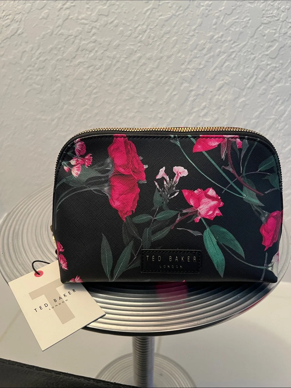 Ted Baker NWT Black Floral Zip Dome Cosmetic Case